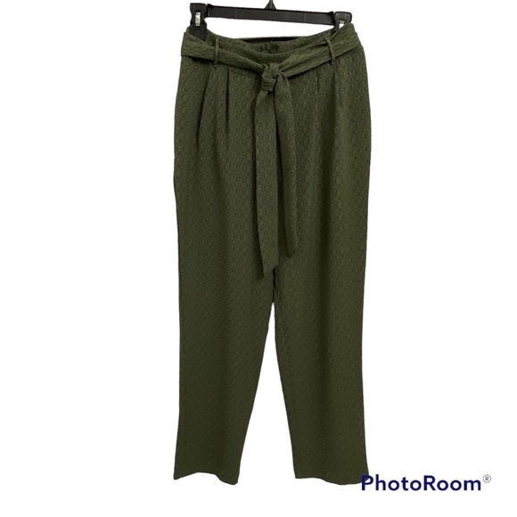 NWT LUSH / Olive Green Printed High Rise Paper Bag Waist Pants Size S - Picture 1 of 12